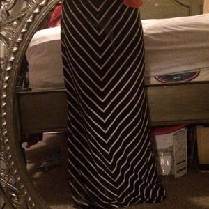 Black and white maxi skirts