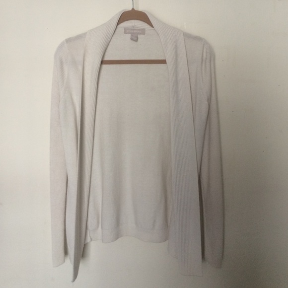 💡Banana Republic Cream Cardigan Sweater 💡