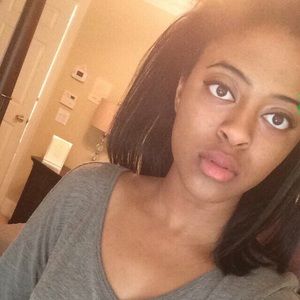 Meet your Posher, Kyla