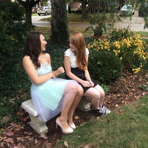 Meet your Posher, Lydia