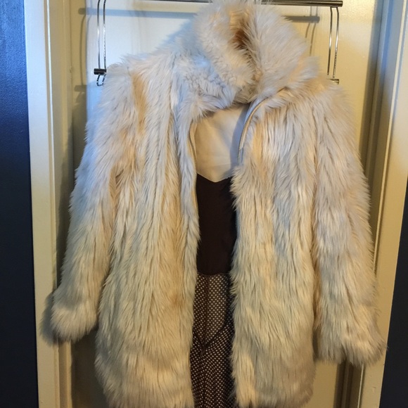 Forever 21 Faux fur white coat