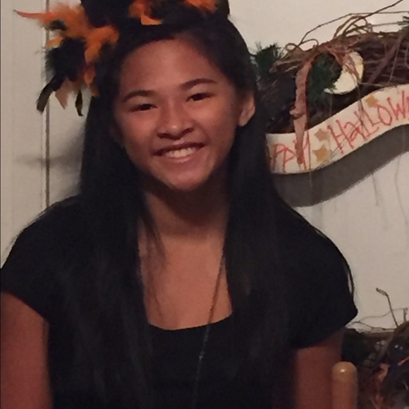 Meet your Posher, Cheryl - Picture 1 of 1