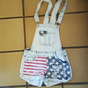 ***reserved*** Jean Short overalls size 3