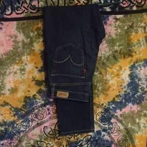 Levi's Mid Rise Skinny Jeans
