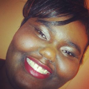 Meet your Posher, Briana