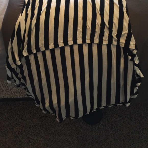 High low dress - Picture 3 of 3