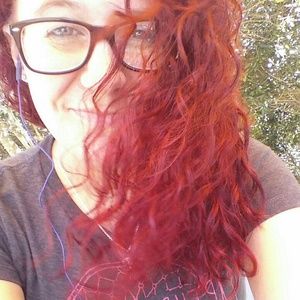 Meet your Posher, Melissa