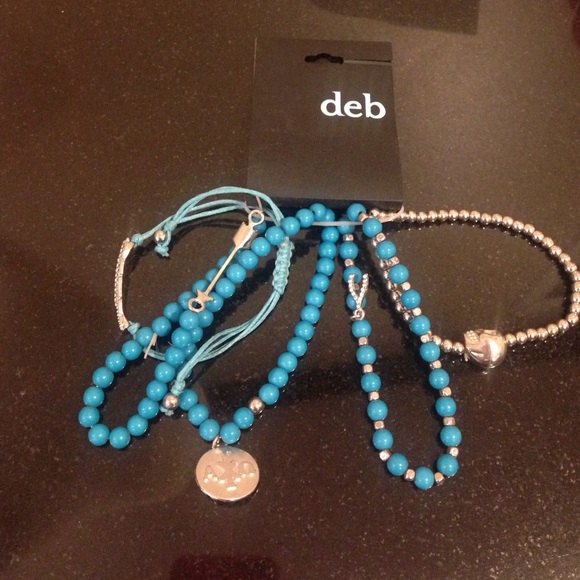 NWT 5 Piece Turquoise Bracelet Set