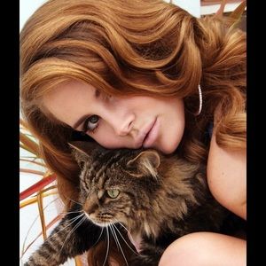 Meet your Posher, Ivette