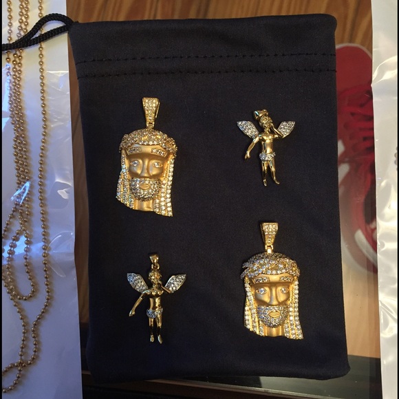 Mini Angel/Jesus pieces.