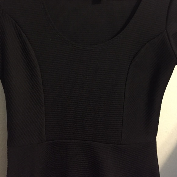 Black little dress - Picture 3 of 3