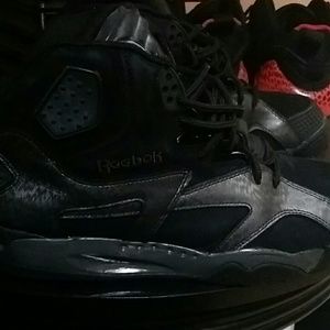 SOLD ***Reebok pumps for men