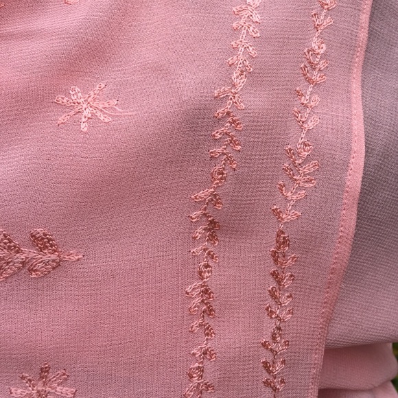 Banana Republic Accessories - Pink Banana Republic sheer scarf