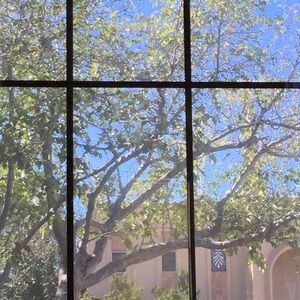 Meet your Posher, Aurora