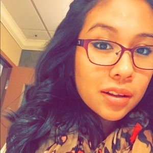 Meet your Posher, Lissette