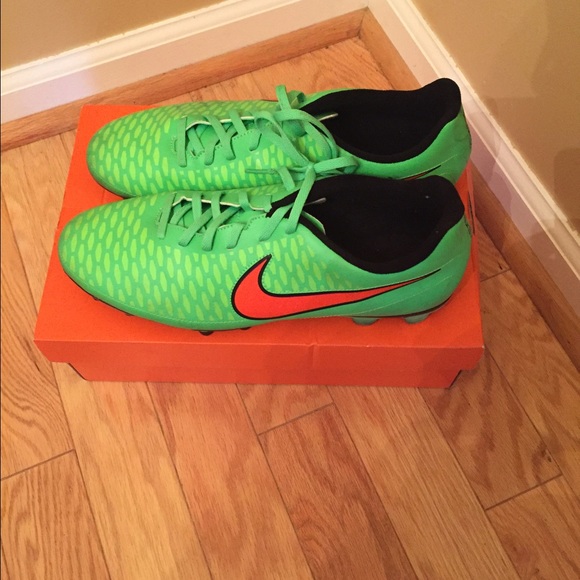 Nike Soccer Cleats(Size 12)