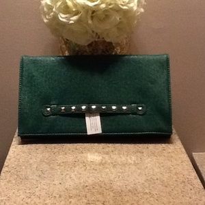Green Clutch