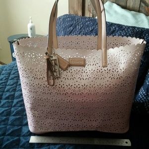 Coach shoulder purse