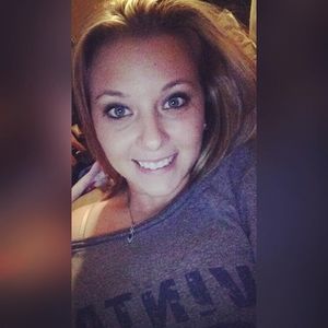 Meet your Posher, Brittney