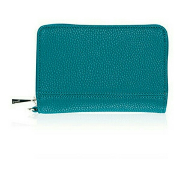 Thirty-One Gifts Rolling Jewell Wallet