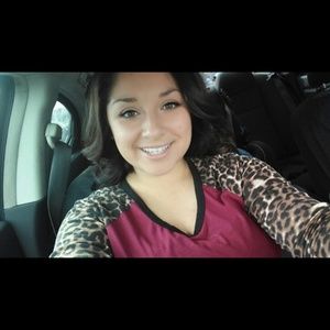 Meet your Posher, Celina