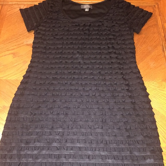 Full Ruffle Dress - Picture 2 of 3