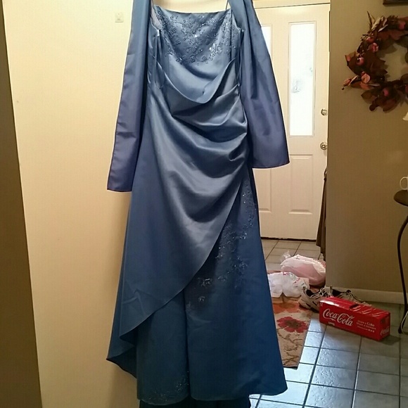 Blue prom dress