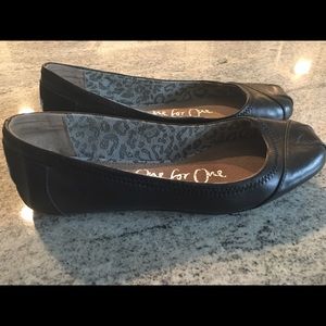 Brand new Tom's Flats