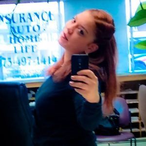 Meet your Posher, Edith