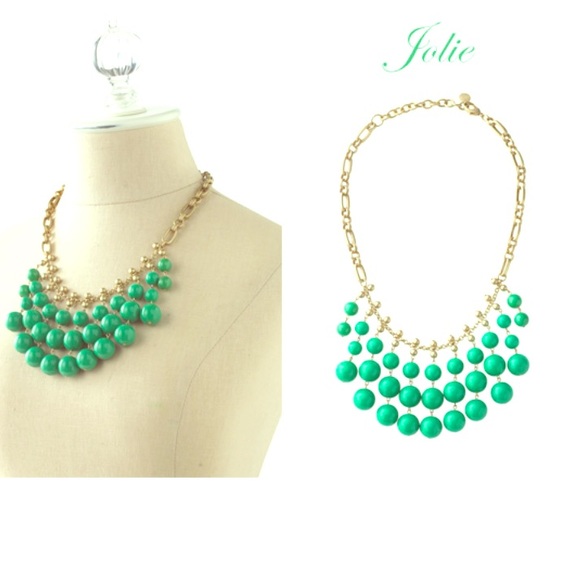 Stella and Dot Jolie Statement Necklace