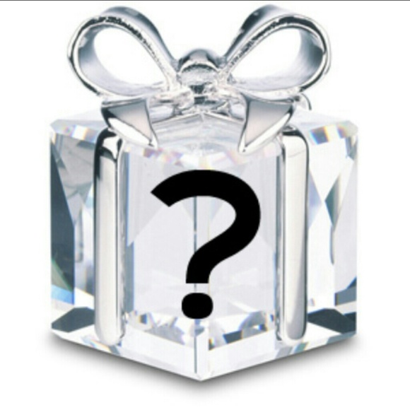 Mystery box!!! PLEASE READ