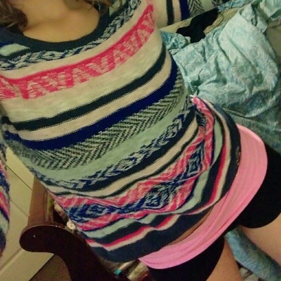 Hollister sweater