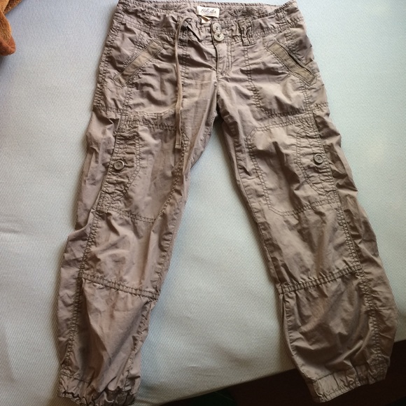 Khaki Capris