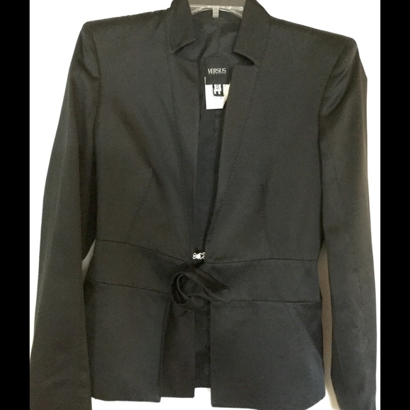 Great for Parties or for Work. Beautiful Blazer