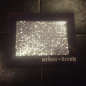 Urban Decay Deluxe Shadow Box
