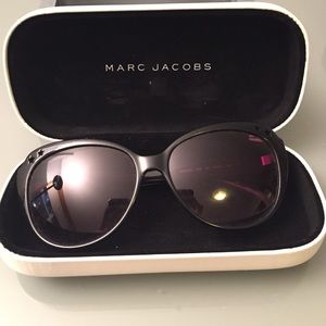 Marc by Marc Jacobs black sunglasses & white case