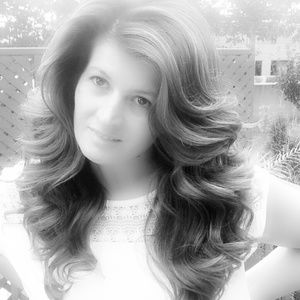 Meet your Posher, Shpresa