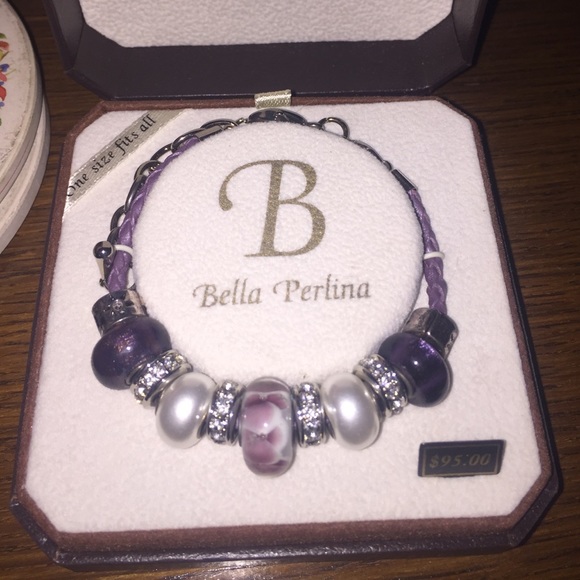 Bella Perlina charm bracelet