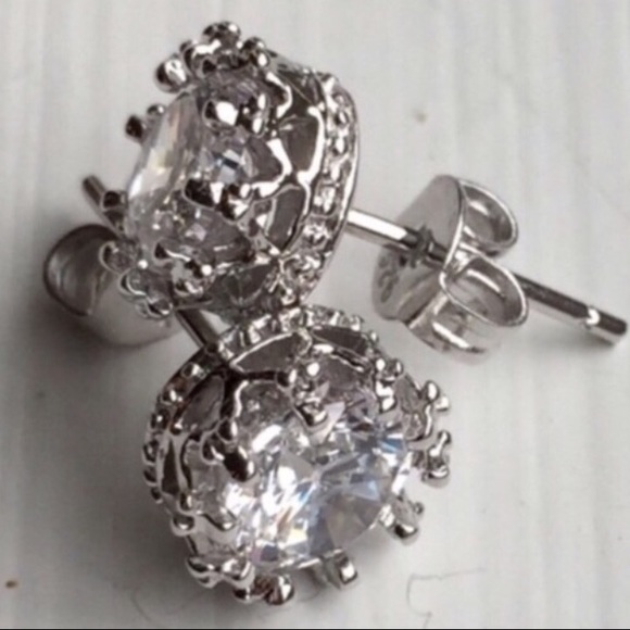 CZ Jewelry - NEW .925 Sterling CZ Crystal Crown Stud Earrings