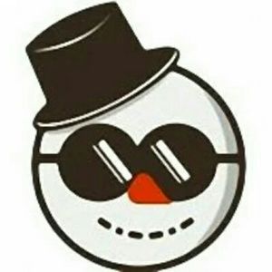 Meet your Posher, Claire