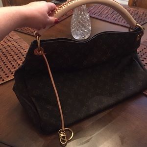 Designer inspired handbag