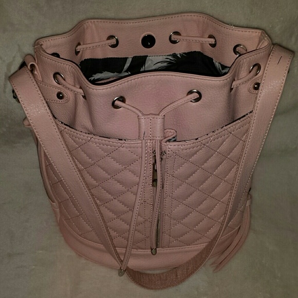 Steve Madden Handbags - STEVE MADDEN PURSE