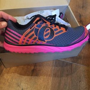 Pearl Izumi training yoga hiking cycling shoes