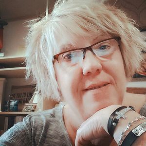 Meet your Posher, Deb