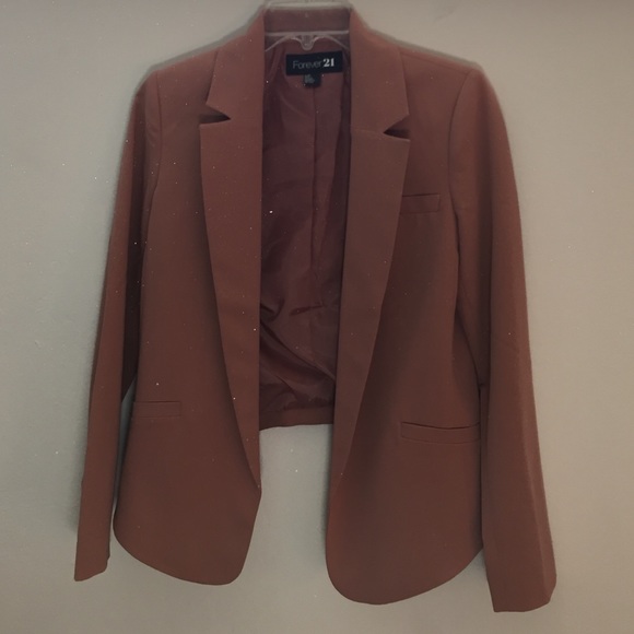 Forever 21 Jackets & Blazers - CUTE BLAZER!