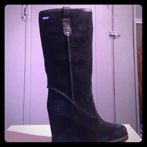 🚫sold🚫 New Uggs soleil black boots 😍