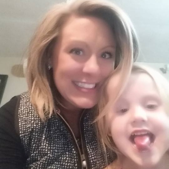 Meet your Posher, Brittney - Picture 1 of 1