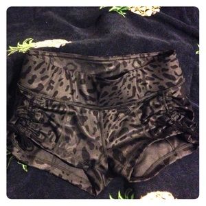 Lululemon liberty shorts size 4