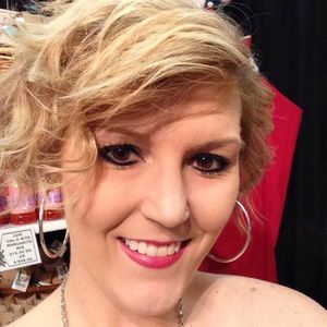 Meet your Posher, Kristin