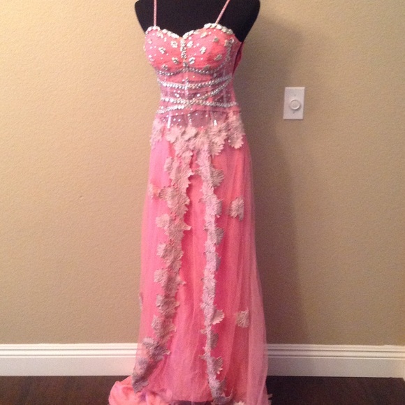 Gorgeous pink elegant dress size medium